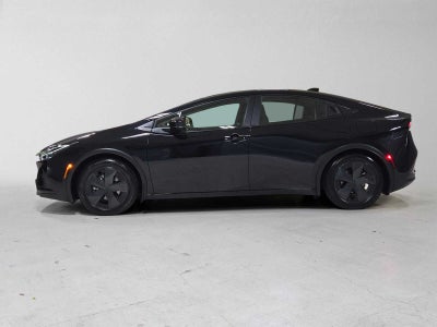 2025 Toyota Prius Plug-In Hybrid SE