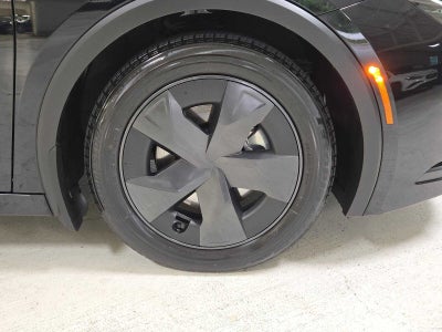 2025 Toyota Prius Plug-In Hybrid SE