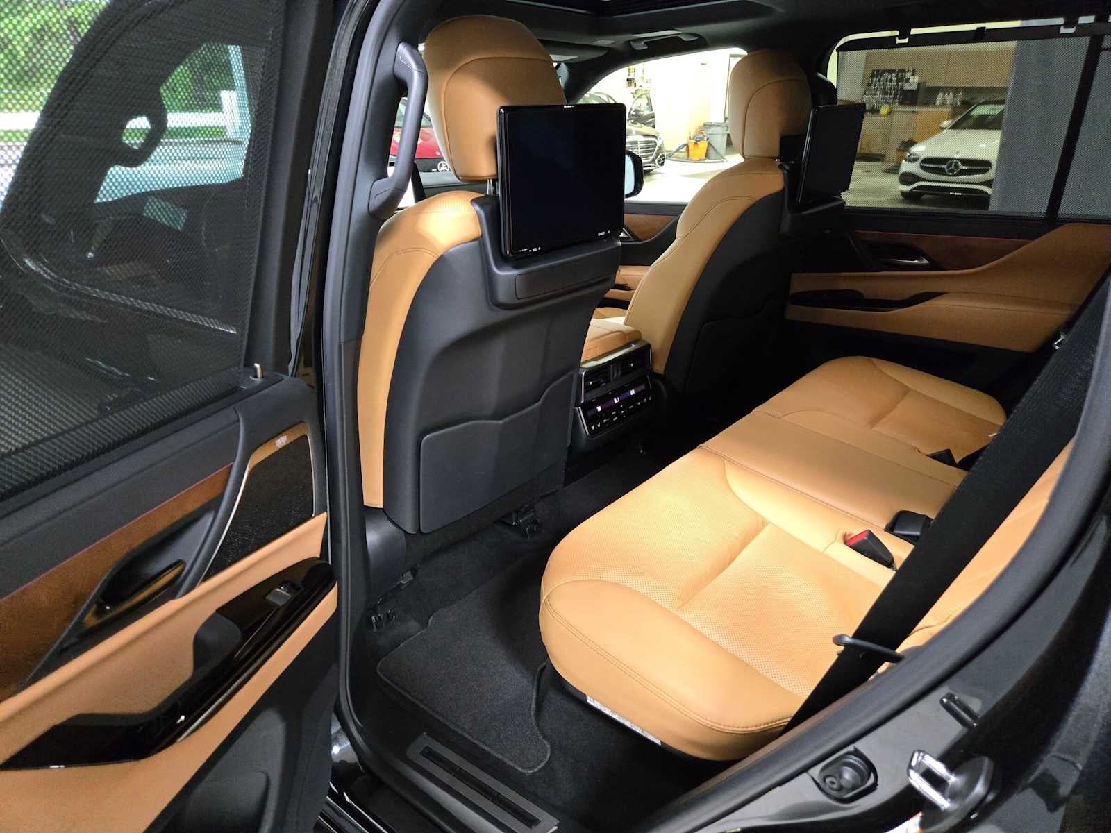 2026 Lexus LX 600 Luxury