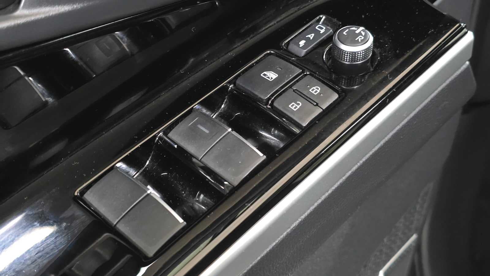 2024 Subaru Solterra Touring