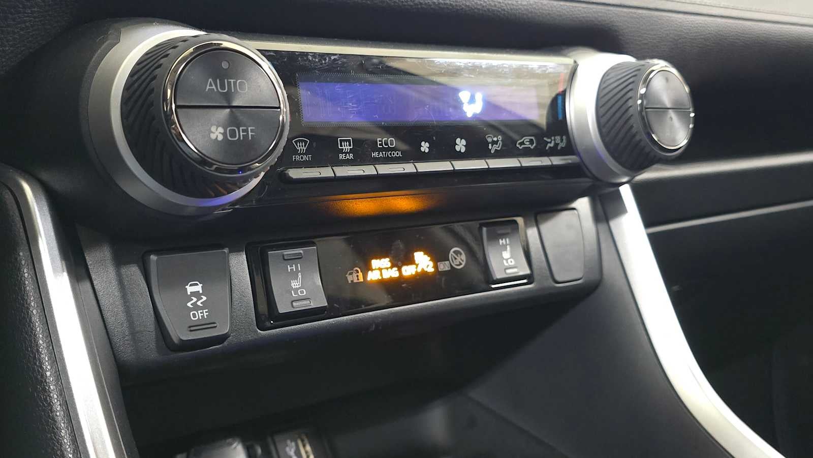 2025 Toyota RAV4 Hybrid XLE Premium