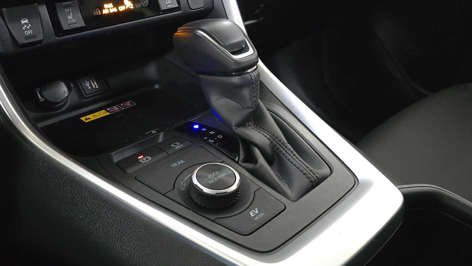 2025 Toyota RAV4 Hybrid XLE Premium