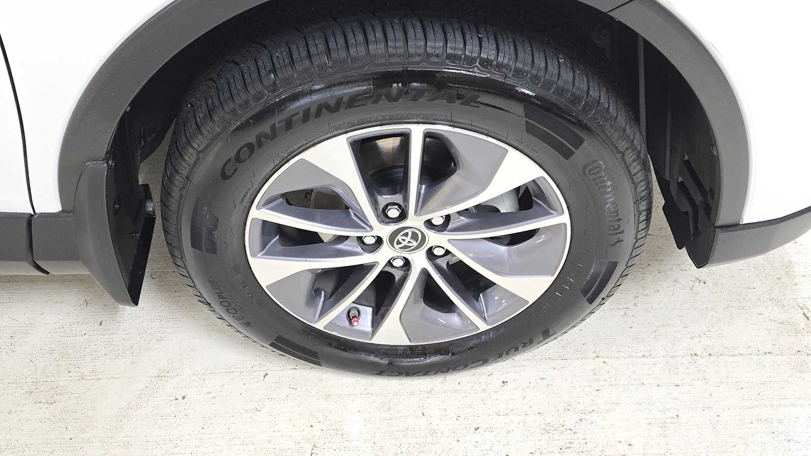 2017 Toyota RAV4 Hybrid XLE