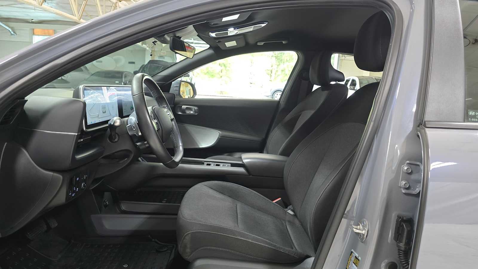 2024 Hyundai IONIQ 6 SE