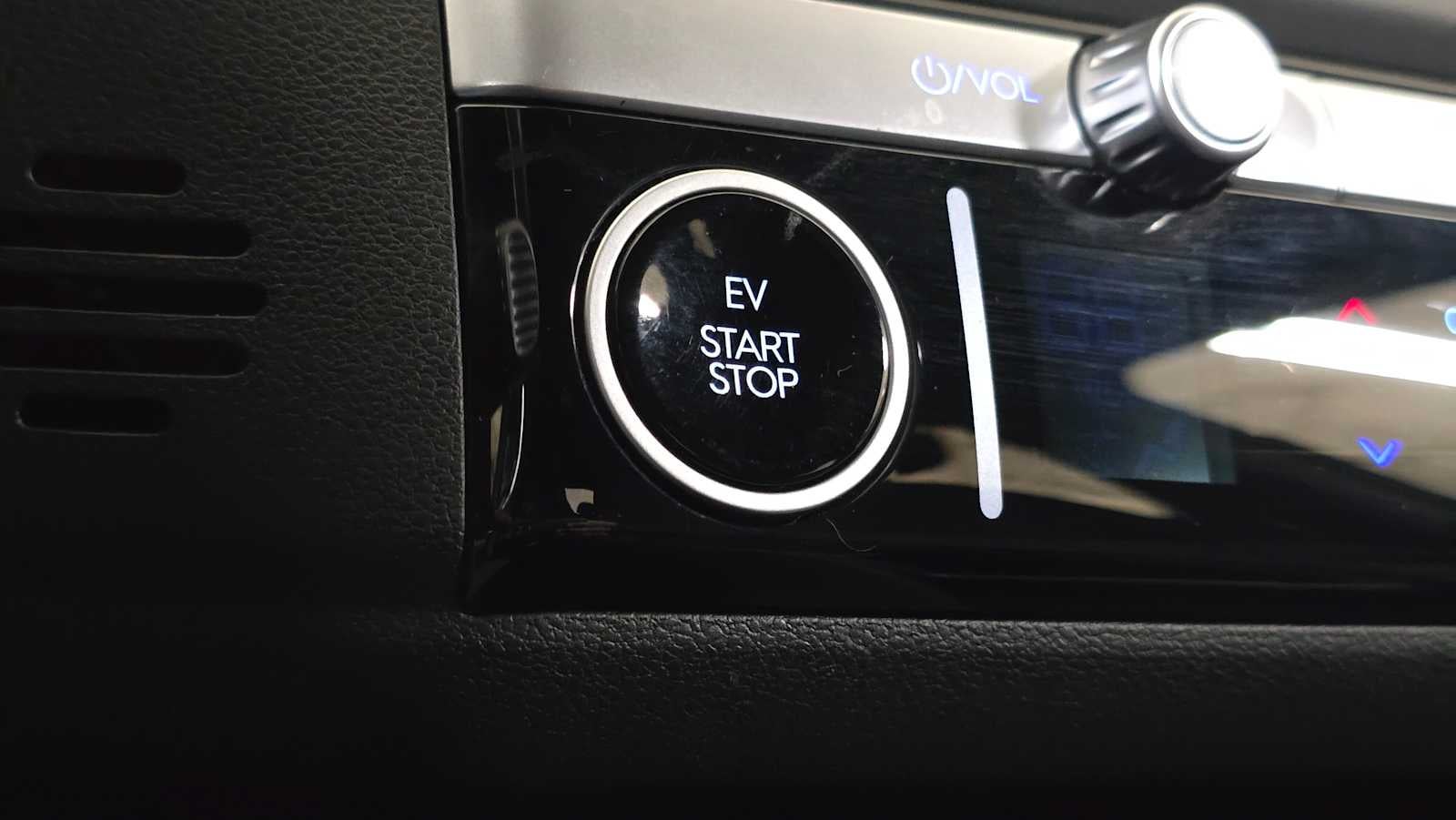 2024 Hyundai IONIQ 6 SE