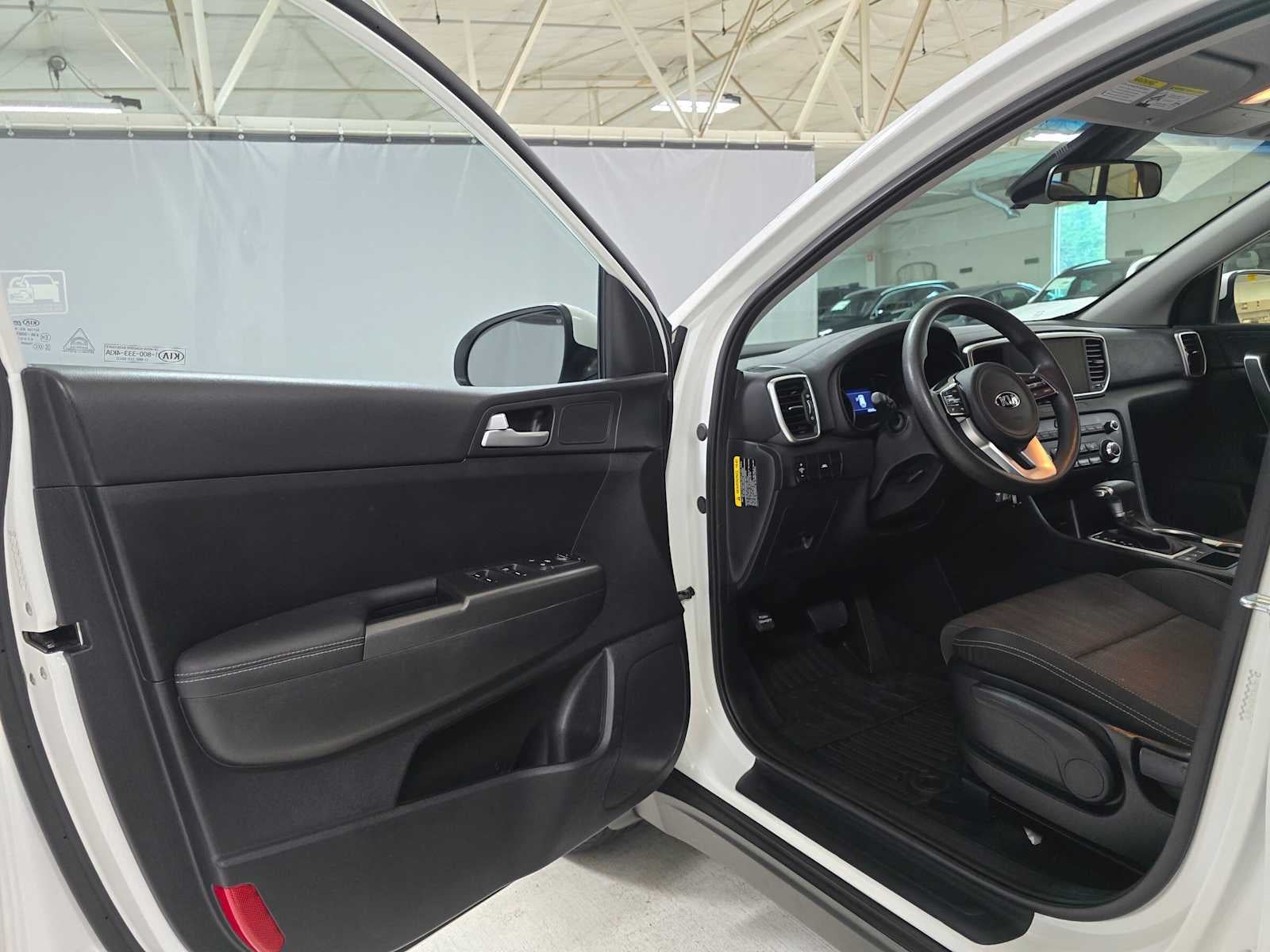 2022 Kia Sportage LX