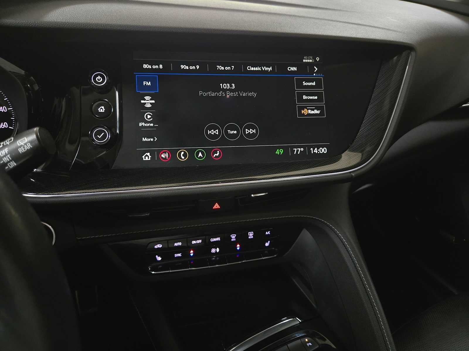 2022 Buick Envision Essence