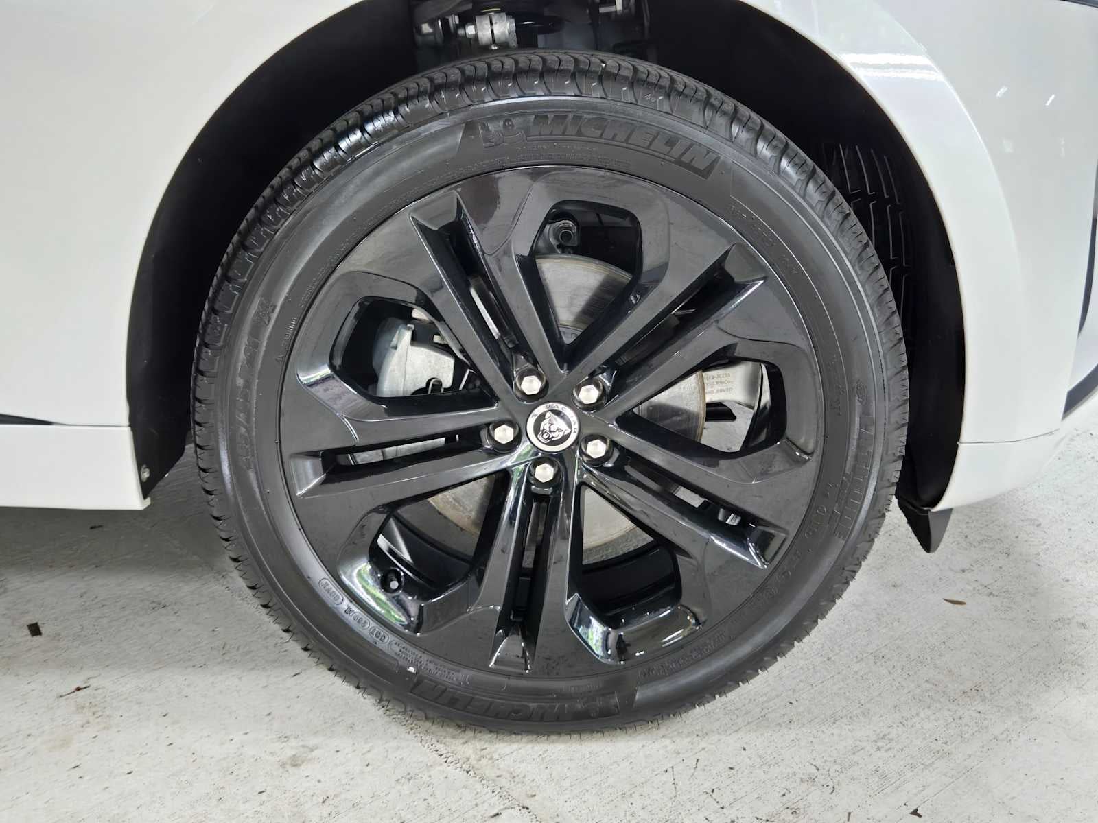2024 Jaguar F-PACE R-Dynamic S