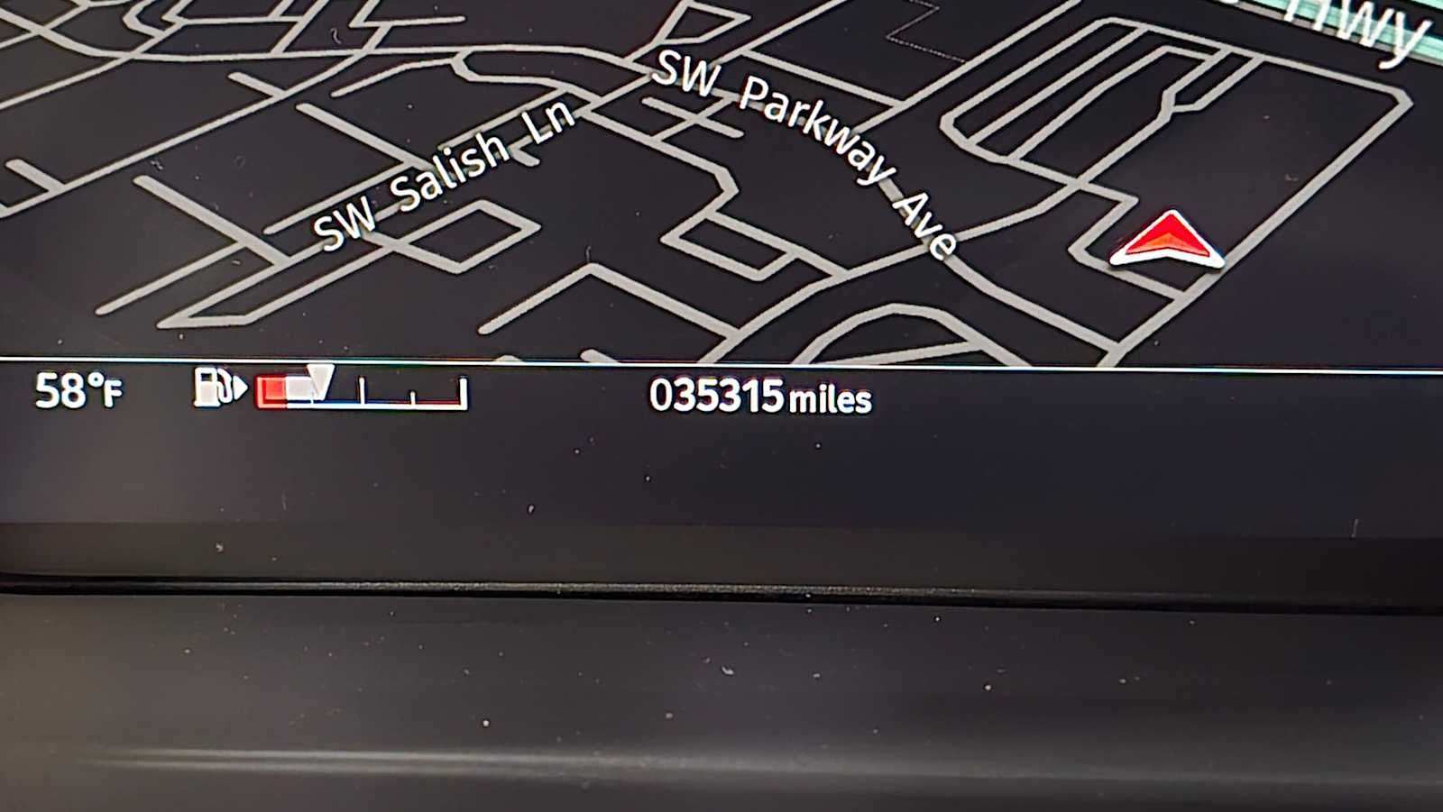 2023 Land Rover Defender X-Dynamic SE