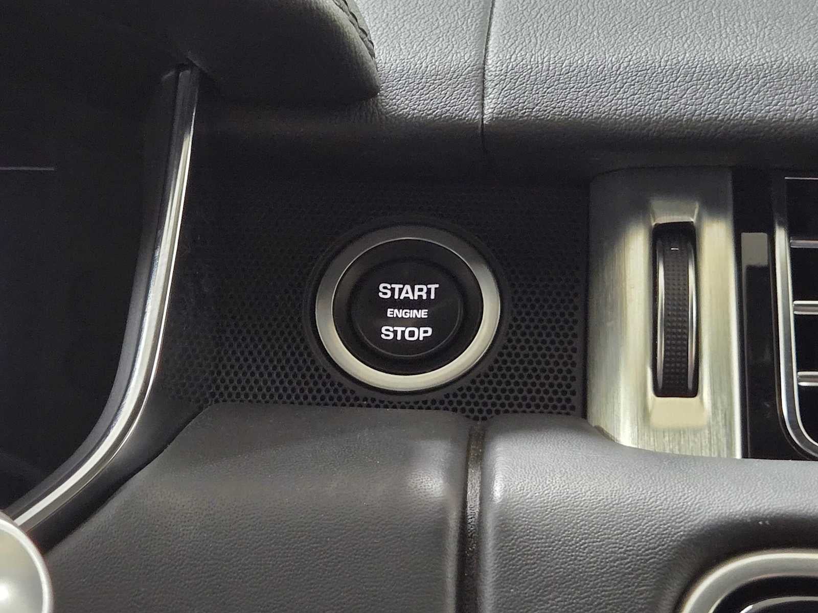 2020 Land Rover Range Rover HSE