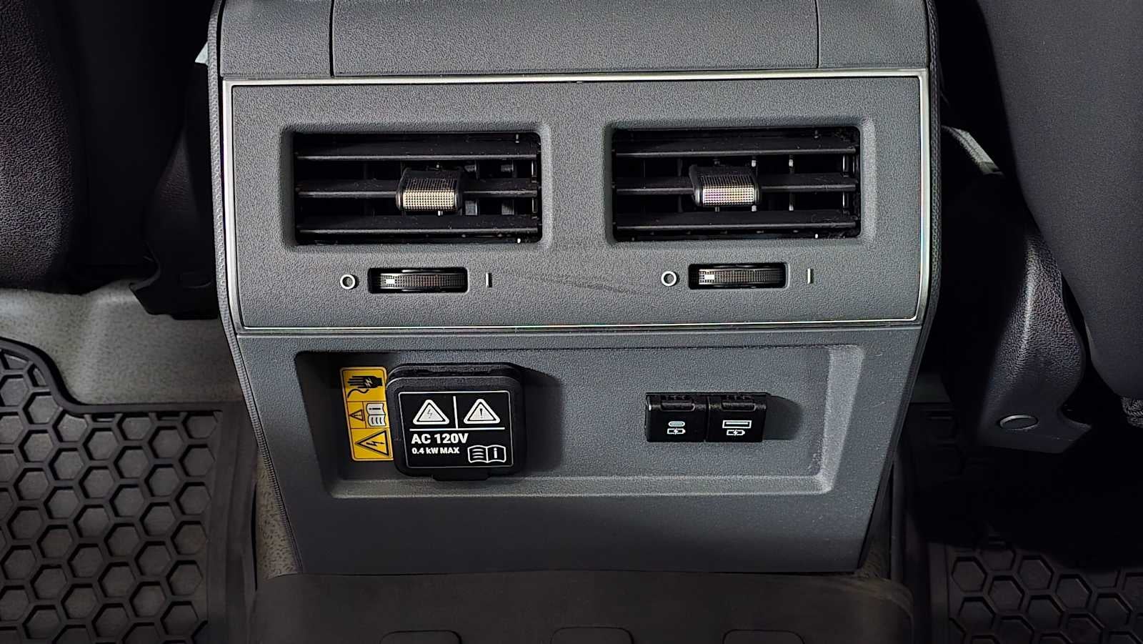 2024 INEOS Grenadier Station Wagon 4x4