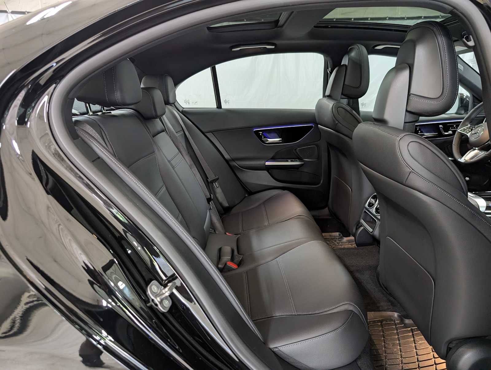 2025 Mercedes-Benz C 300 4MATIC® Sedan