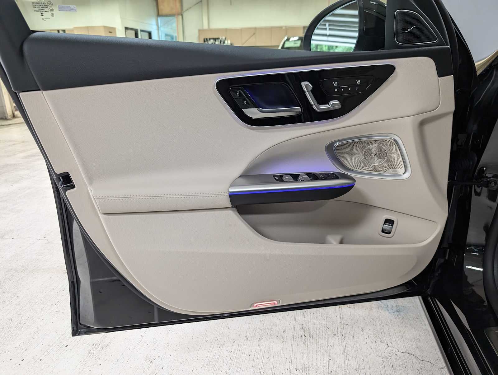 2025 Mercedes-Benz C 300 4MATIC® Sedan