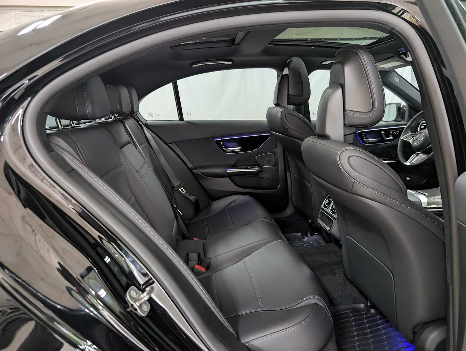 2025 Mercedes-Benz C 300 4MATIC® Sedan