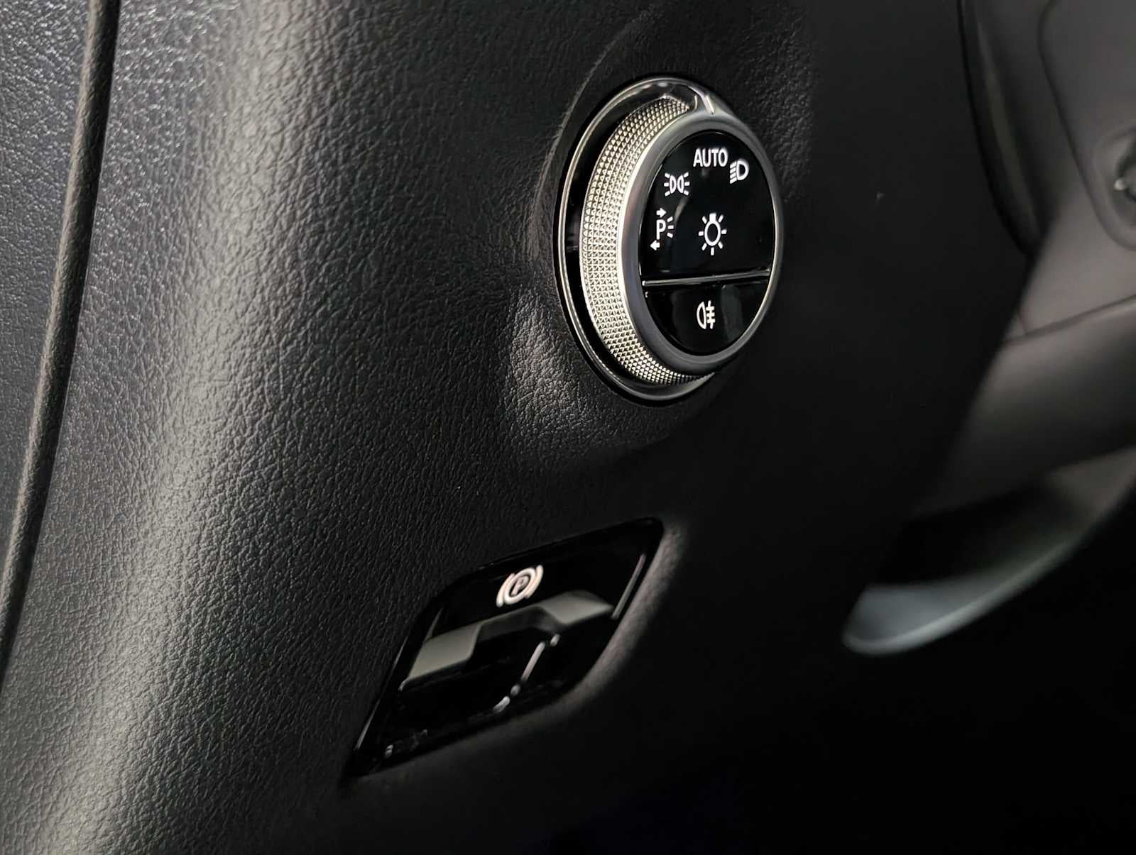 2026 Mercedes-Benz C 300 4MATIC® Sedan