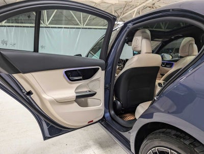 2025 Mercedes-Benz C 300 4MATIC® Sedan
