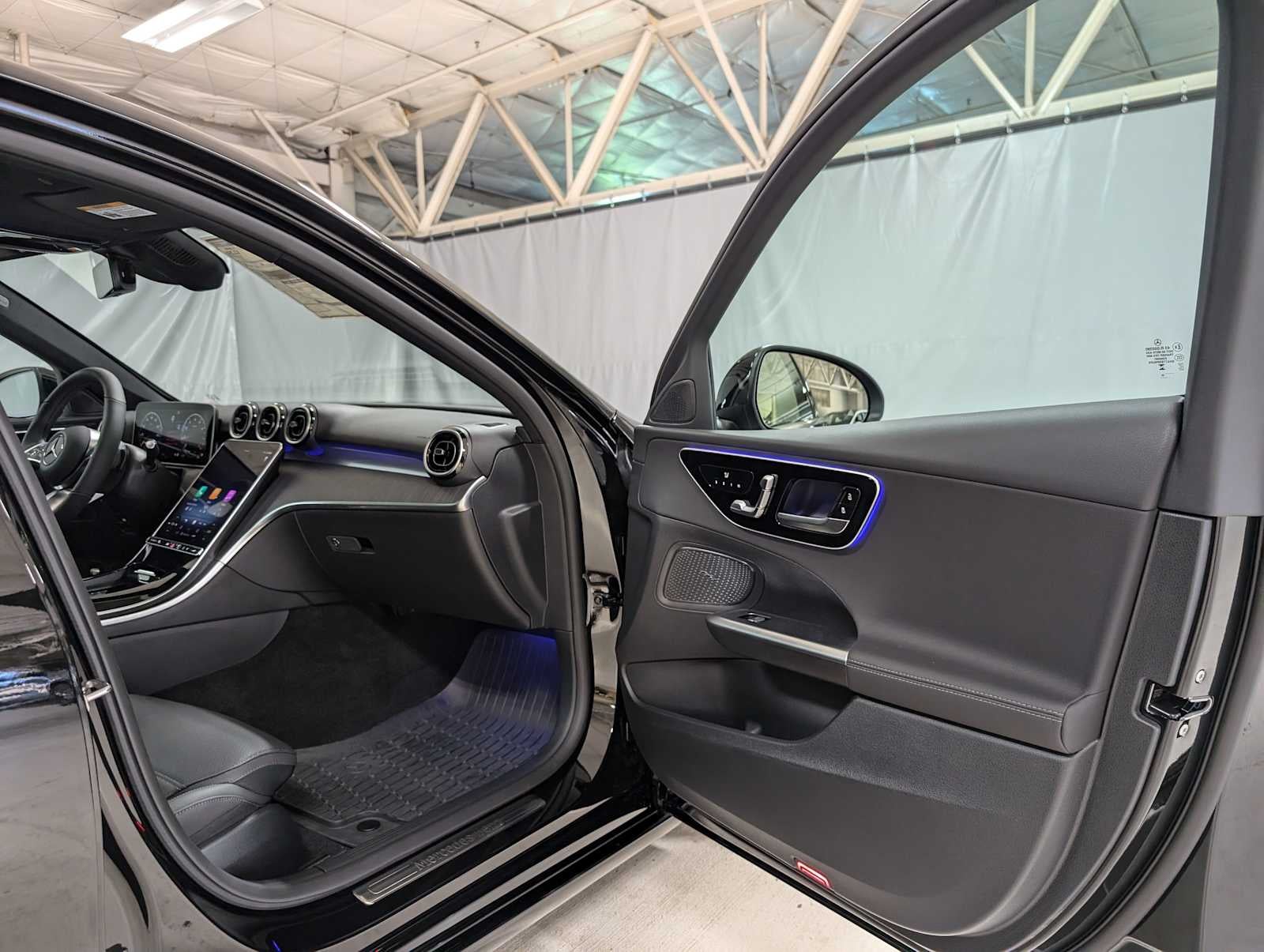 2025 Mercedes-Benz C 300 4MATIC® Sedan