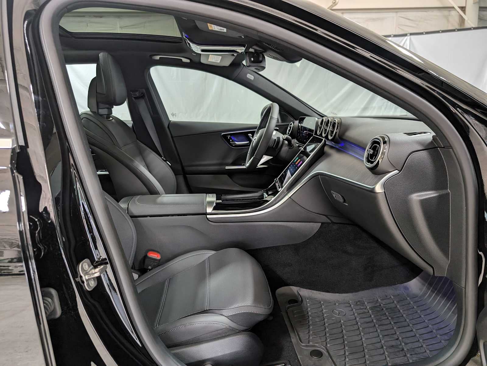 2025 Mercedes-Benz C 300 4MATIC® Sedan