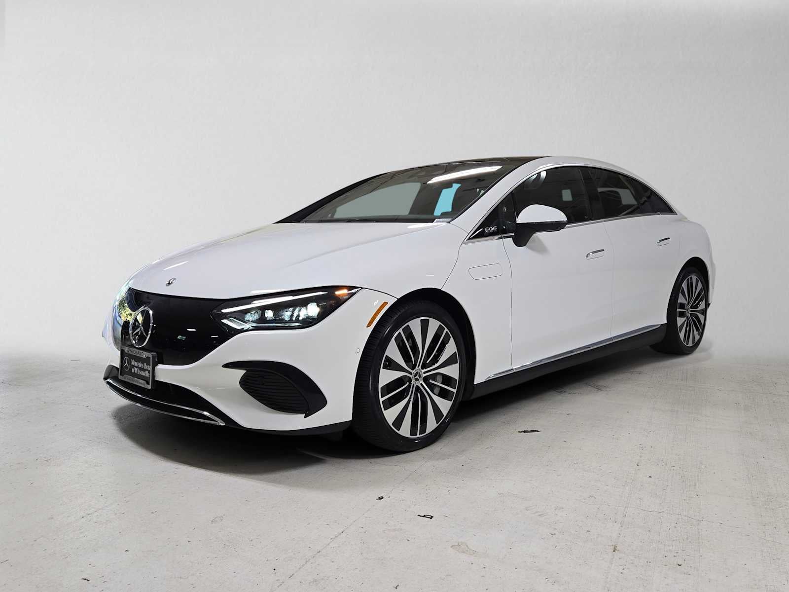 2023 Mercedes-Benz EQE 350 4MATIC®+ Sedan