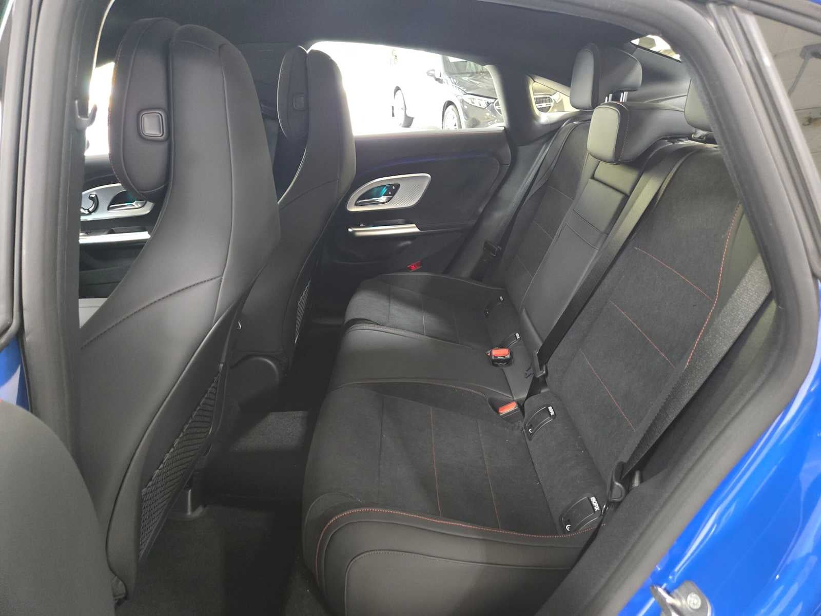 2027 Mercedes-Benz CLA 220 Hybrid FWD