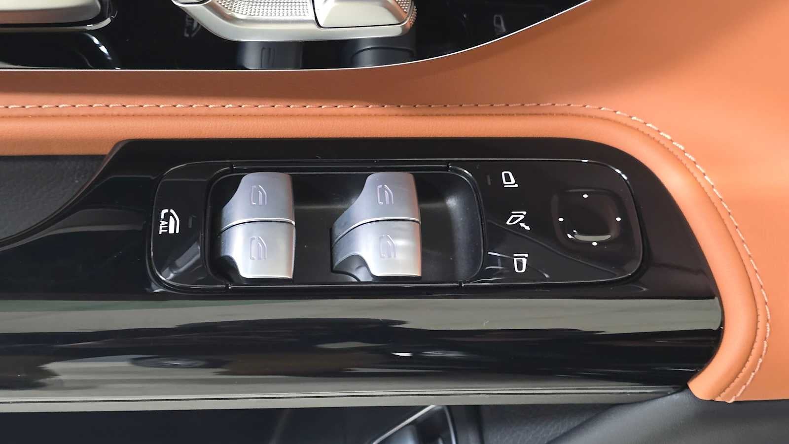 2025 Mercedes-Benz SL-Class AMG® SL 43