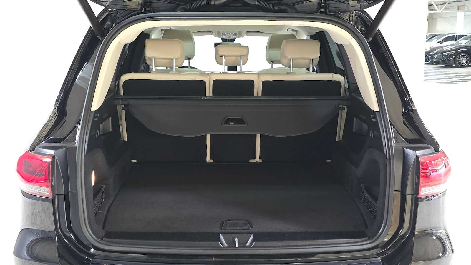 2023 Mercedes-Benz GLB 250 GLB 250