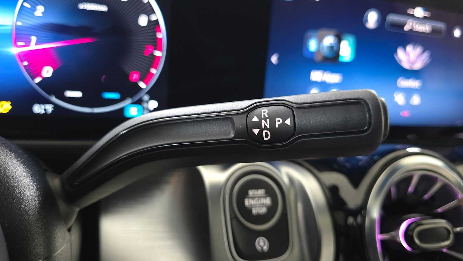 2025 Mercedes-Benz GLB GLB 250