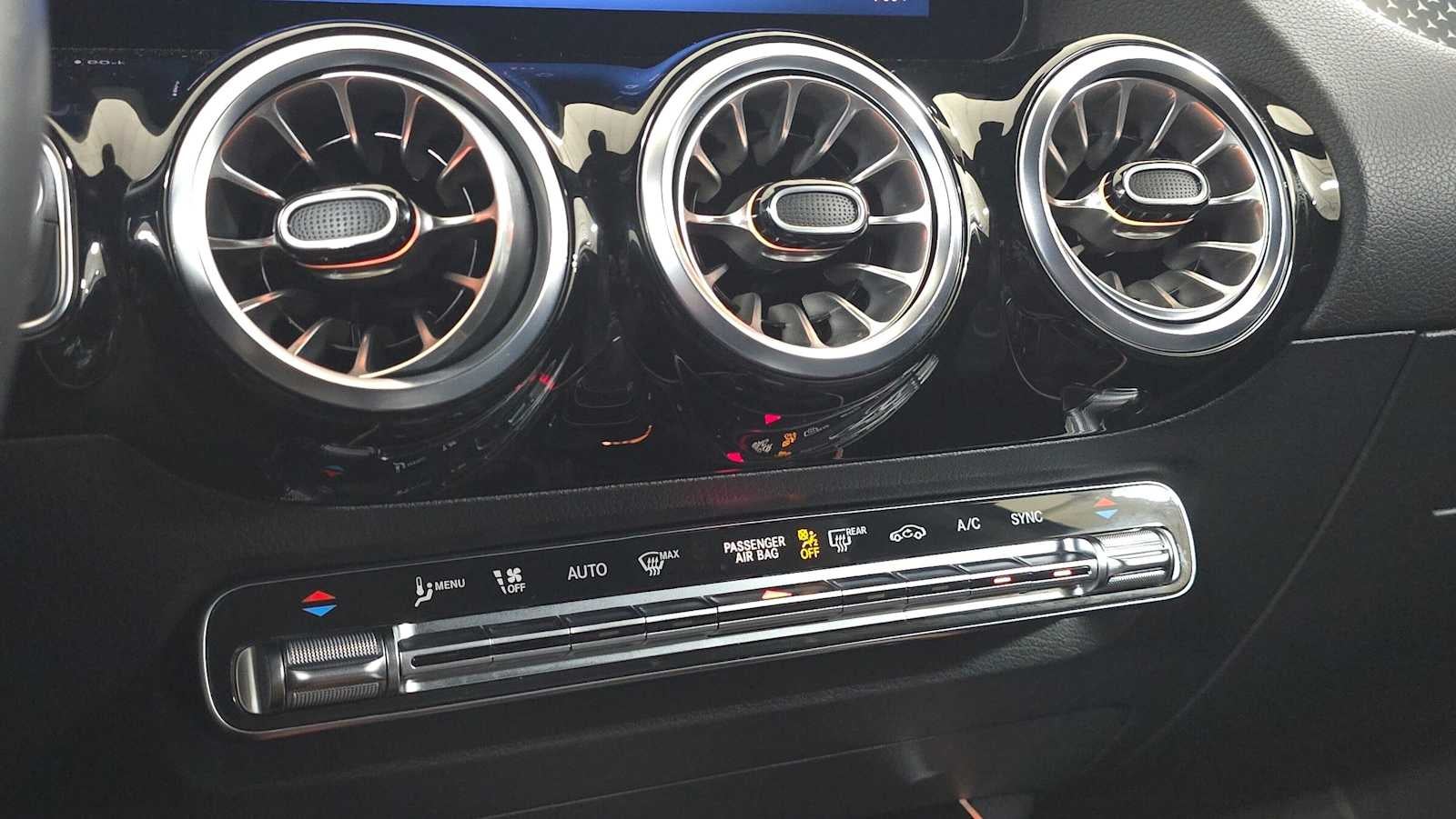 2025 Mercedes-Benz GLA 250 SUV