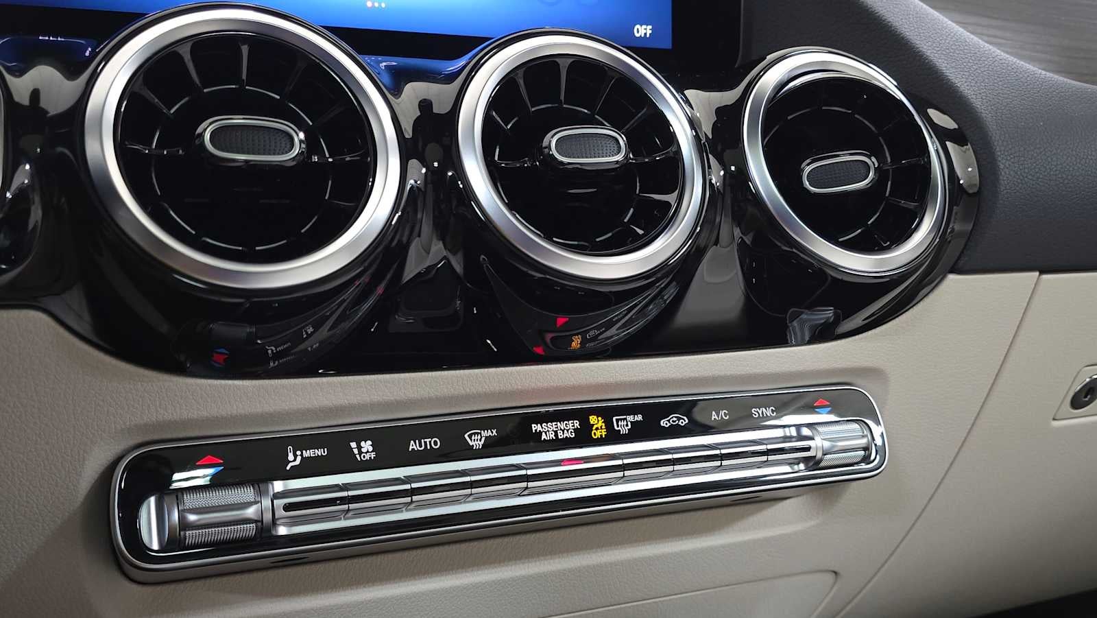 2026 Mercedes-Benz GLA 250 4MATIC® SUV