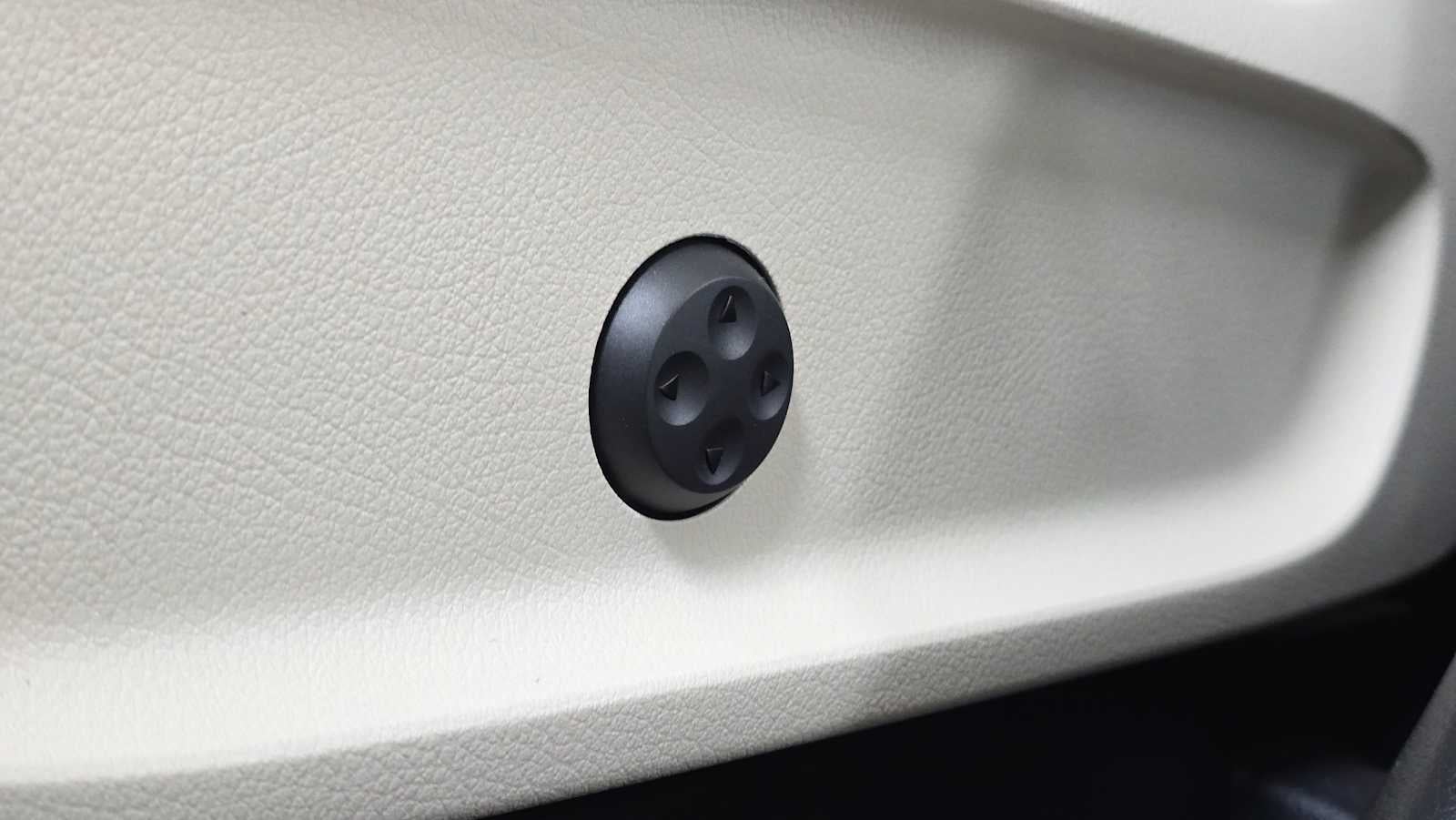 2026 Mercedes-Benz GLA 250 4MATIC® SUV