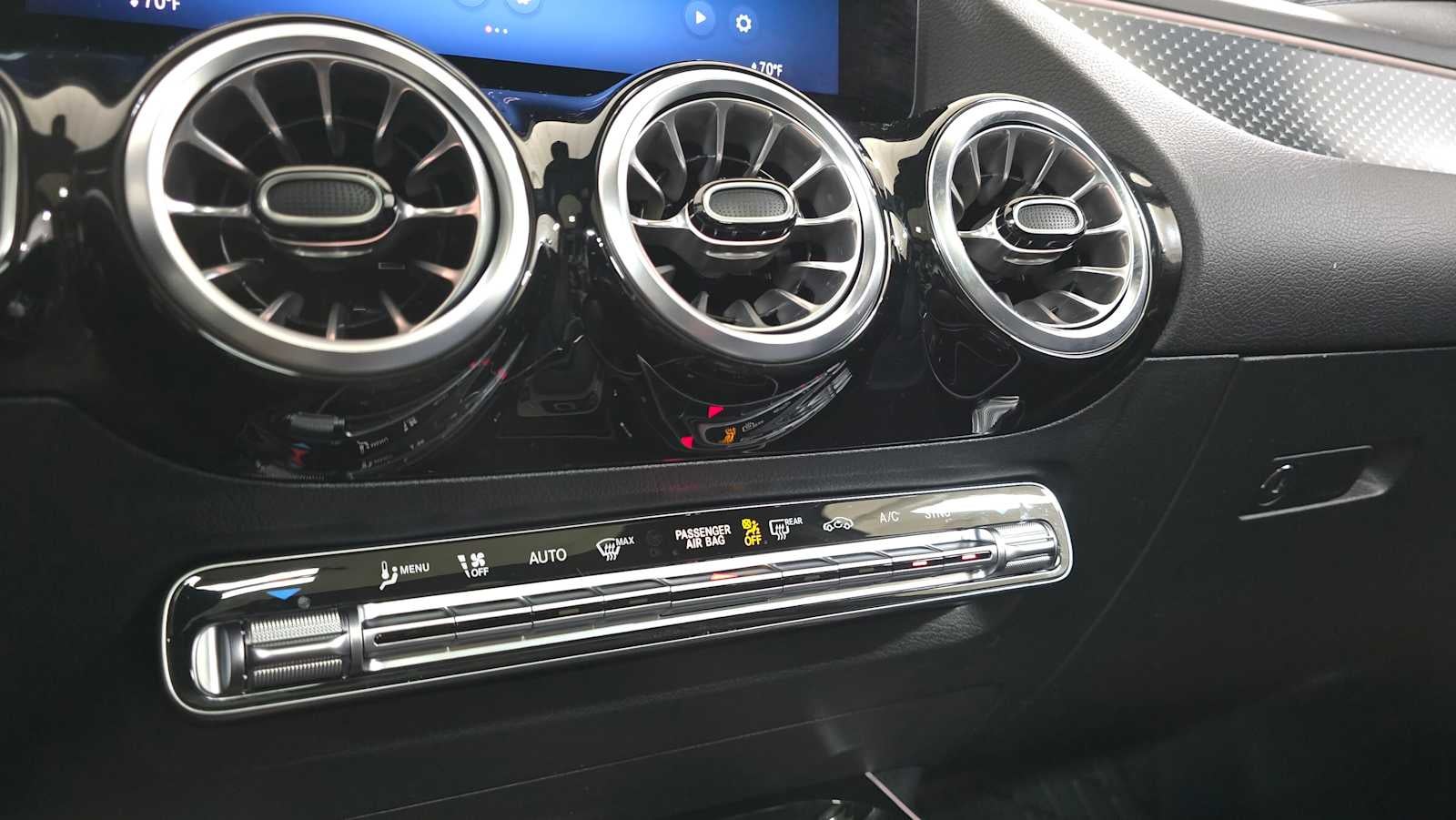 2026 Mercedes-Benz GLA 250 4MATIC® SUV