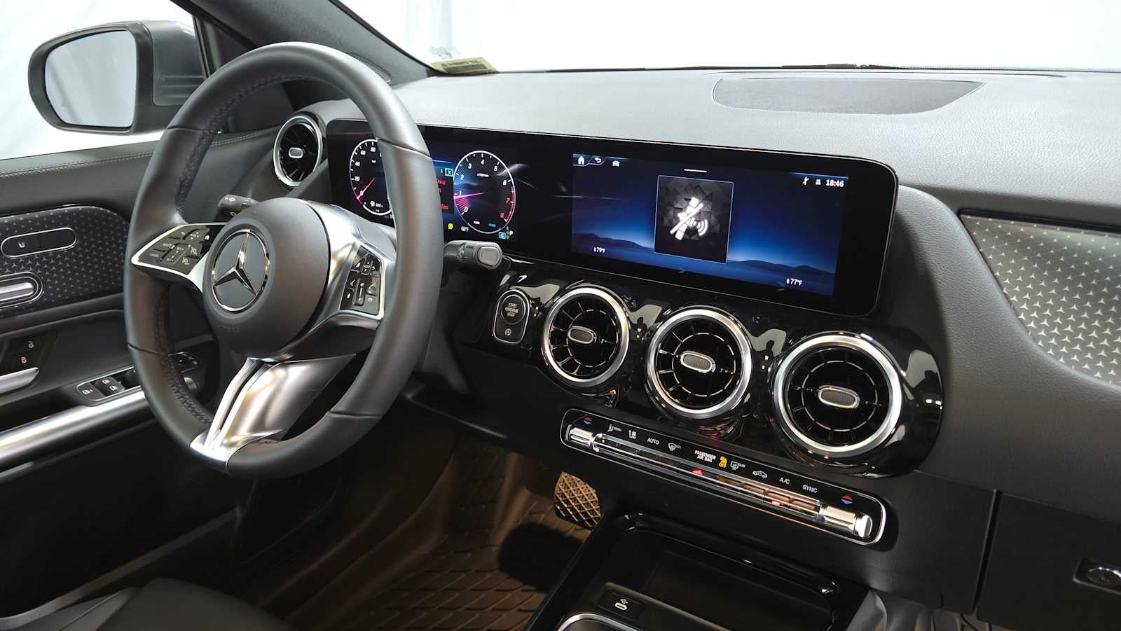 2026 Mercedes-Benz GLA 250 4MATIC® SUV