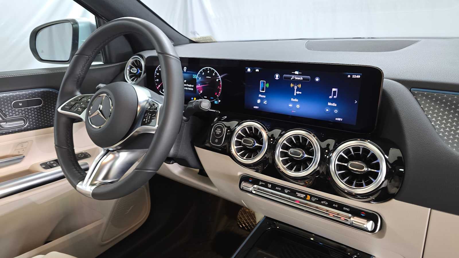 2026 Mercedes-Benz GLA 250 4MATIC® SUV