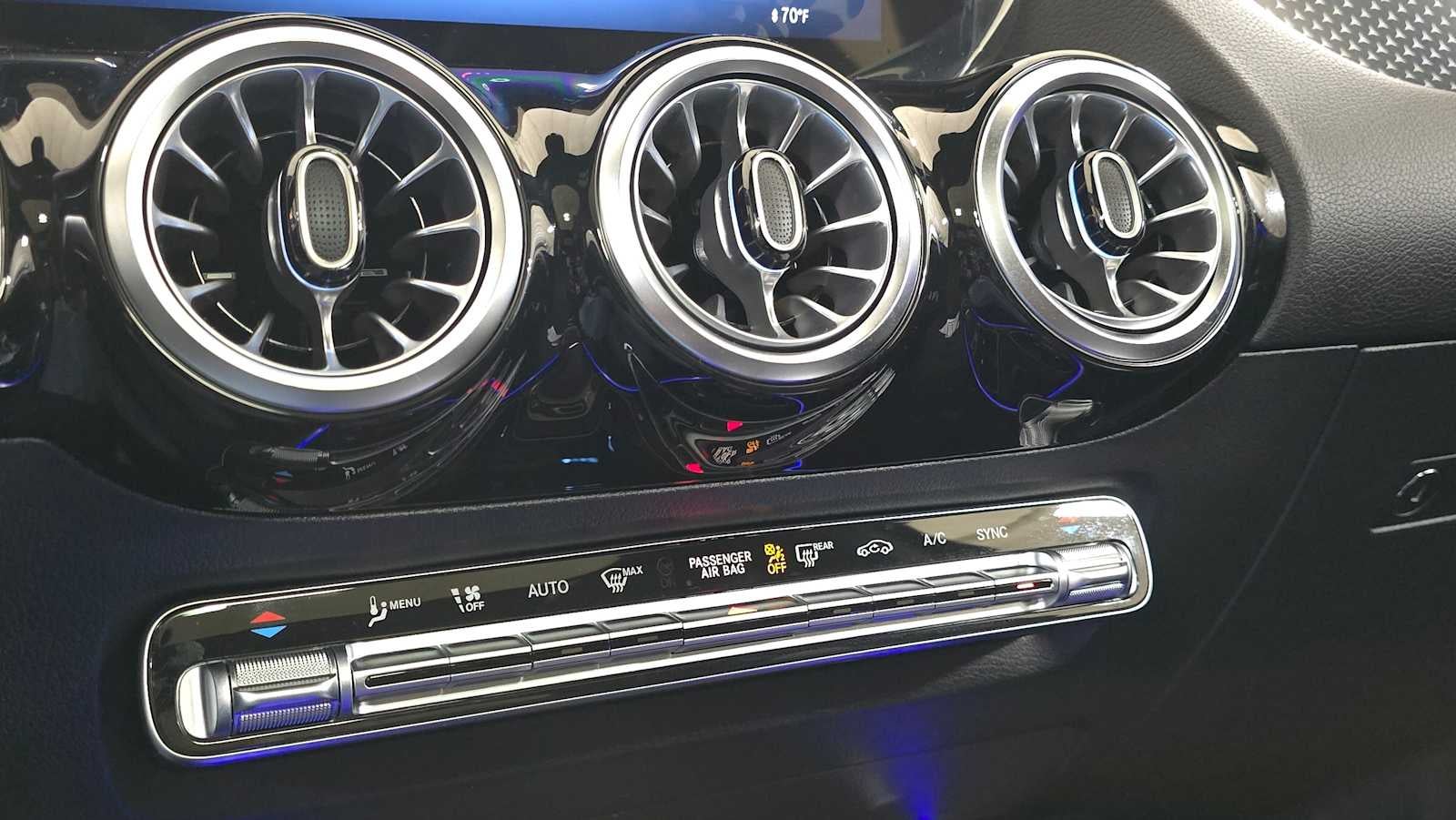 2026 Mercedes-Benz GLA 250 4MATIC® SUV