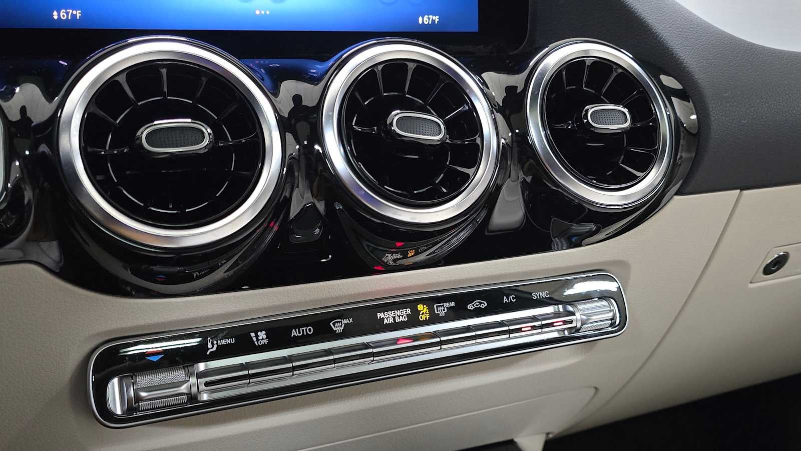 2026 Mercedes-Benz GLA 250 4MATIC® SUV