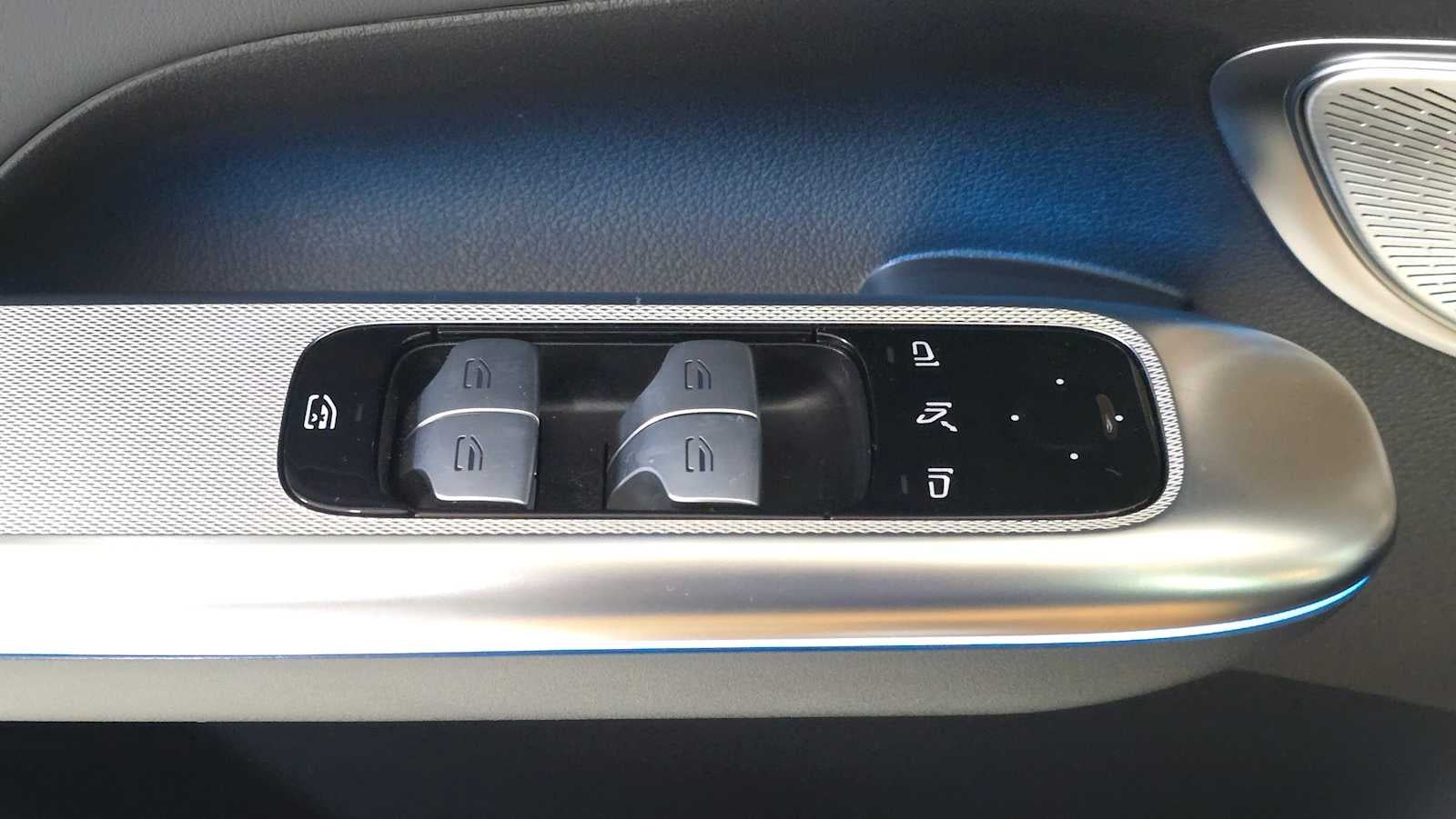 2025 Mercedes-Benz GLC GLC 300