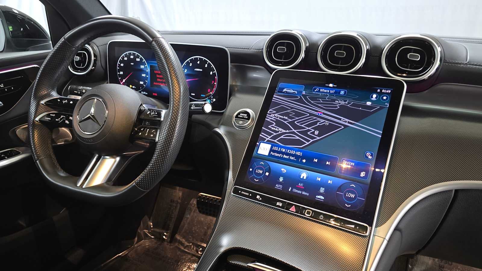2024 Mercedes-Benz GLC 300 SUV