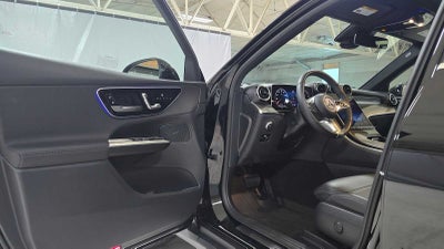 2025 Mercedes-Benz GLC GLC 300