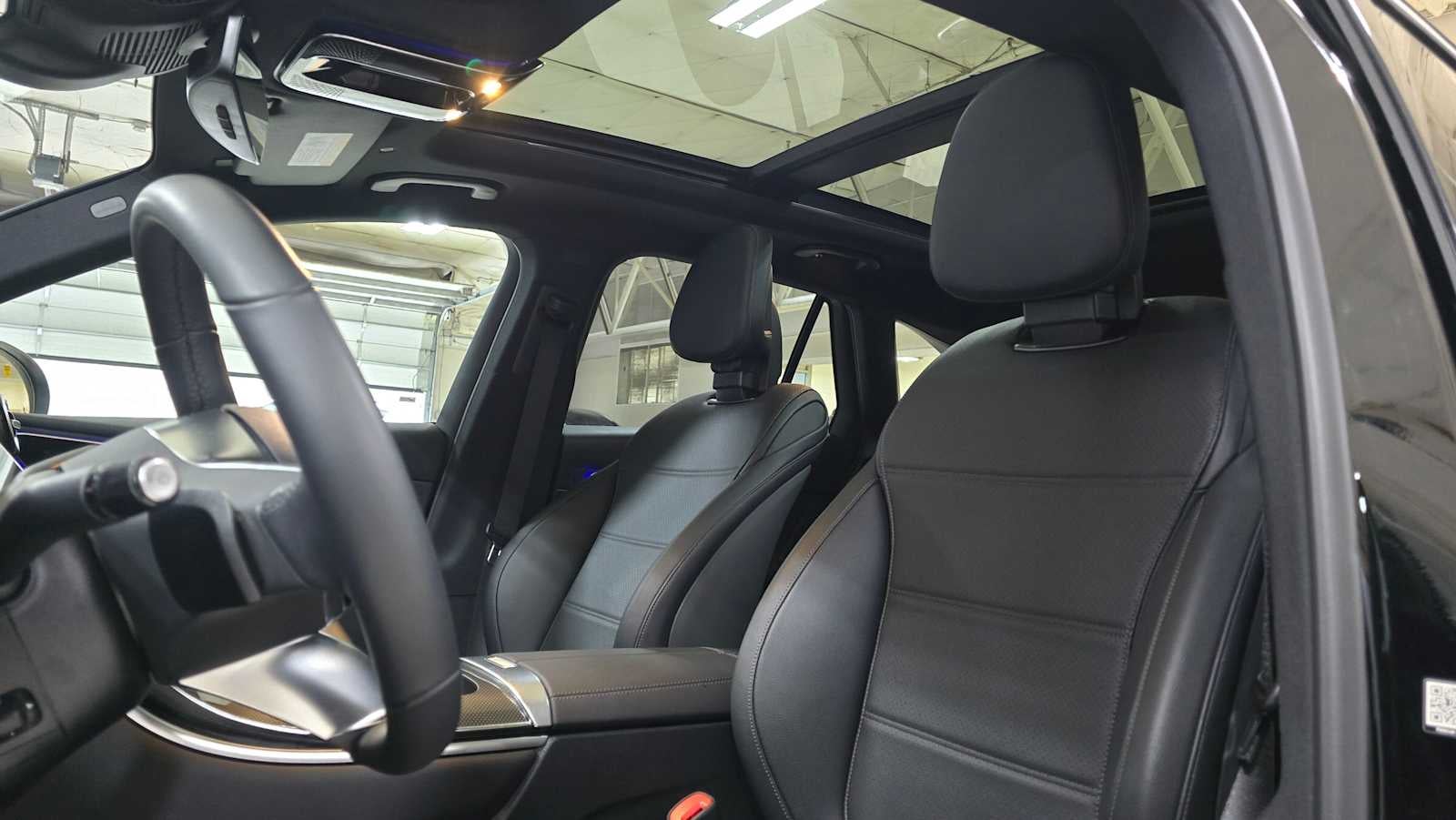 2025 Mercedes-Benz GLC GLC 300