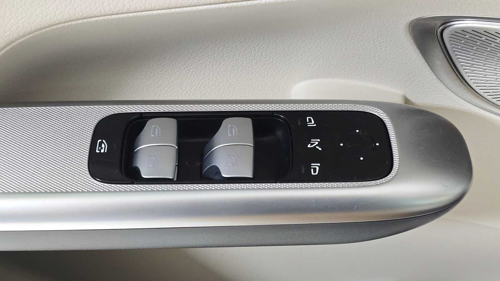 2024 Mercedes-Benz GLC 300 4MATIC® SUV