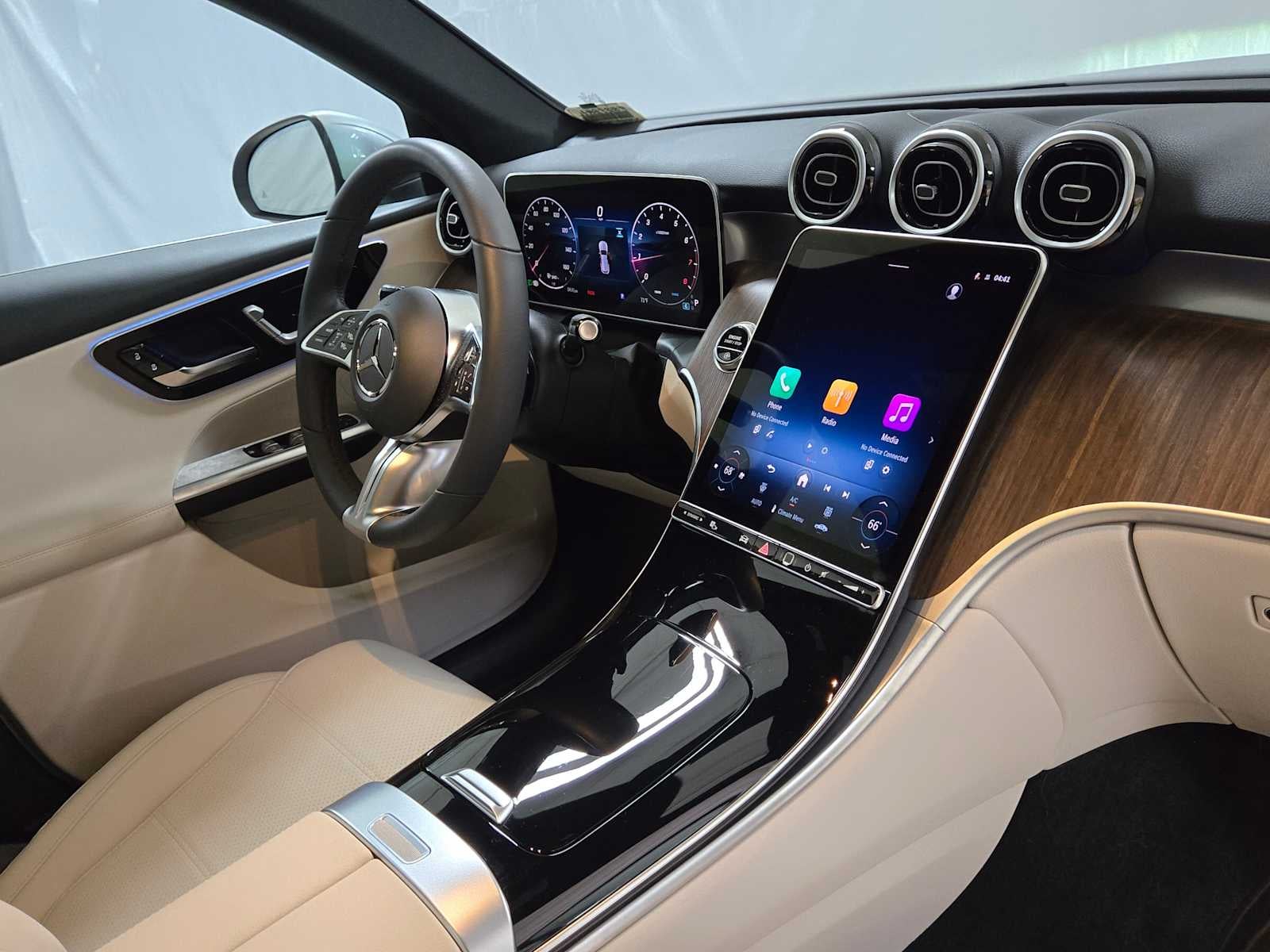 2026 Mercedes-Benz GLC 300 4MATIC® SUV