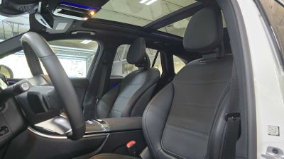 2025 Mercedes-Benz GLC GLC 300