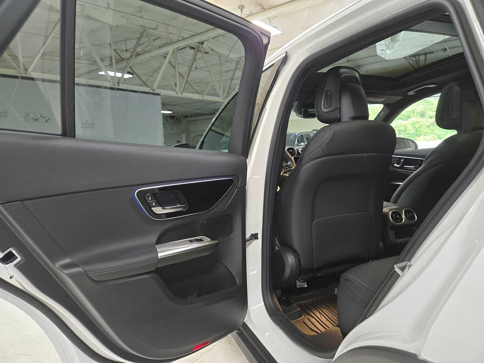 2026 Mercedes-Benz GLC 300 4MATIC® SUV