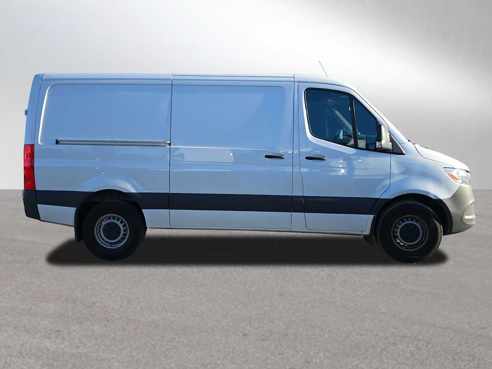 2025 Mercedes-Benz Sprinter 2500 Standard Roof I4 Diesel 144" RWD