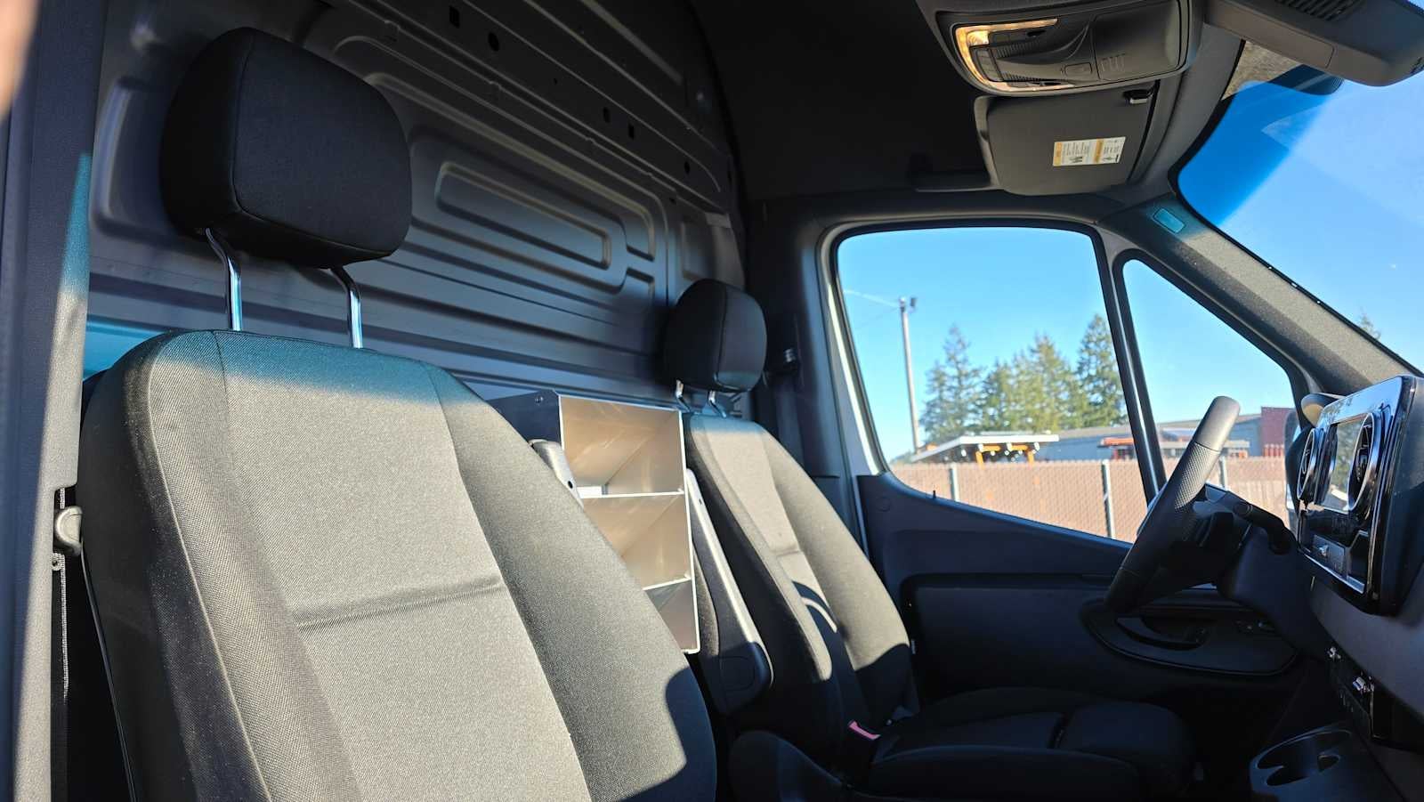 2025 Mercedes-Benz Sprinter 2500 Standard Roof I4 Diesel 144" RWD