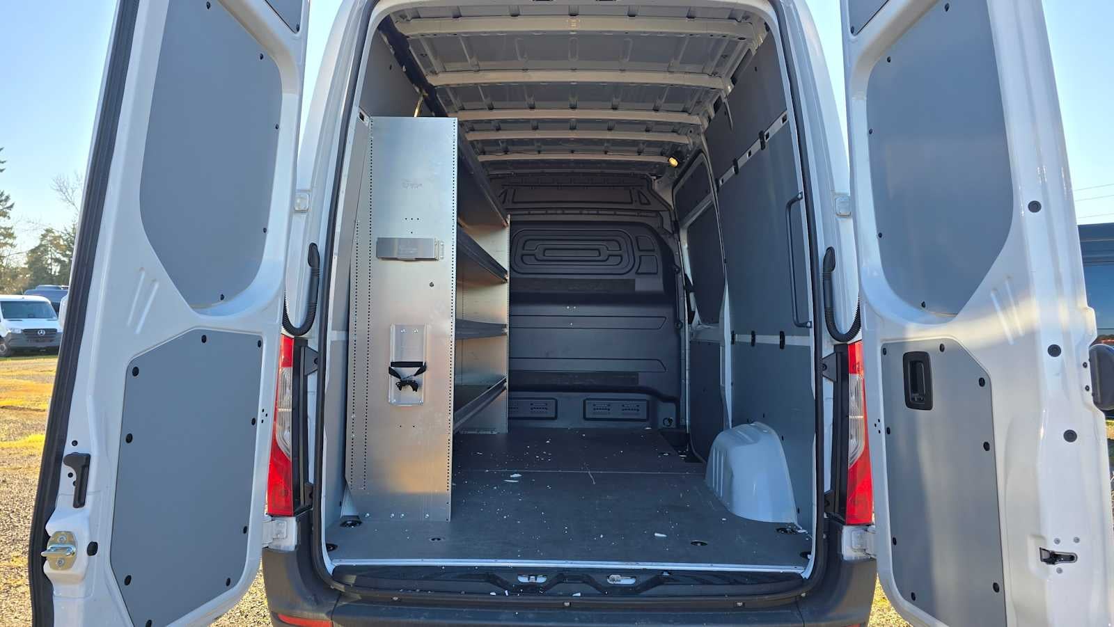 2025 Mercedes-Benz Sprinter 2500 Standard Roof I4 Diesel 144" RWD