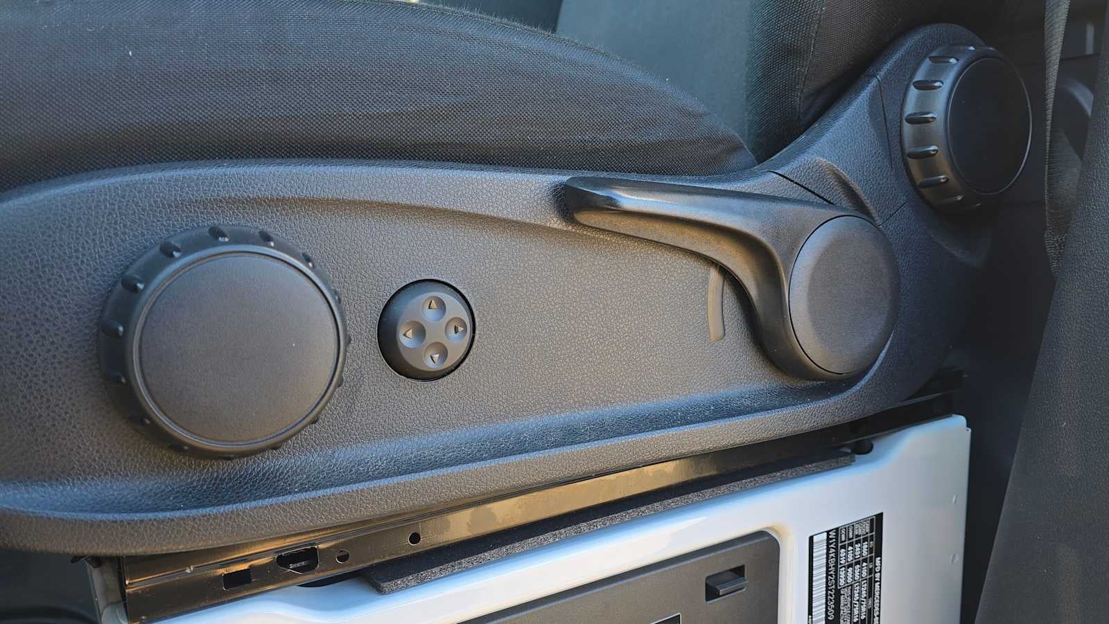 2025 Mercedes-Benz Sprinter 2500 Standard Roof I4 Diesel 144" RWD