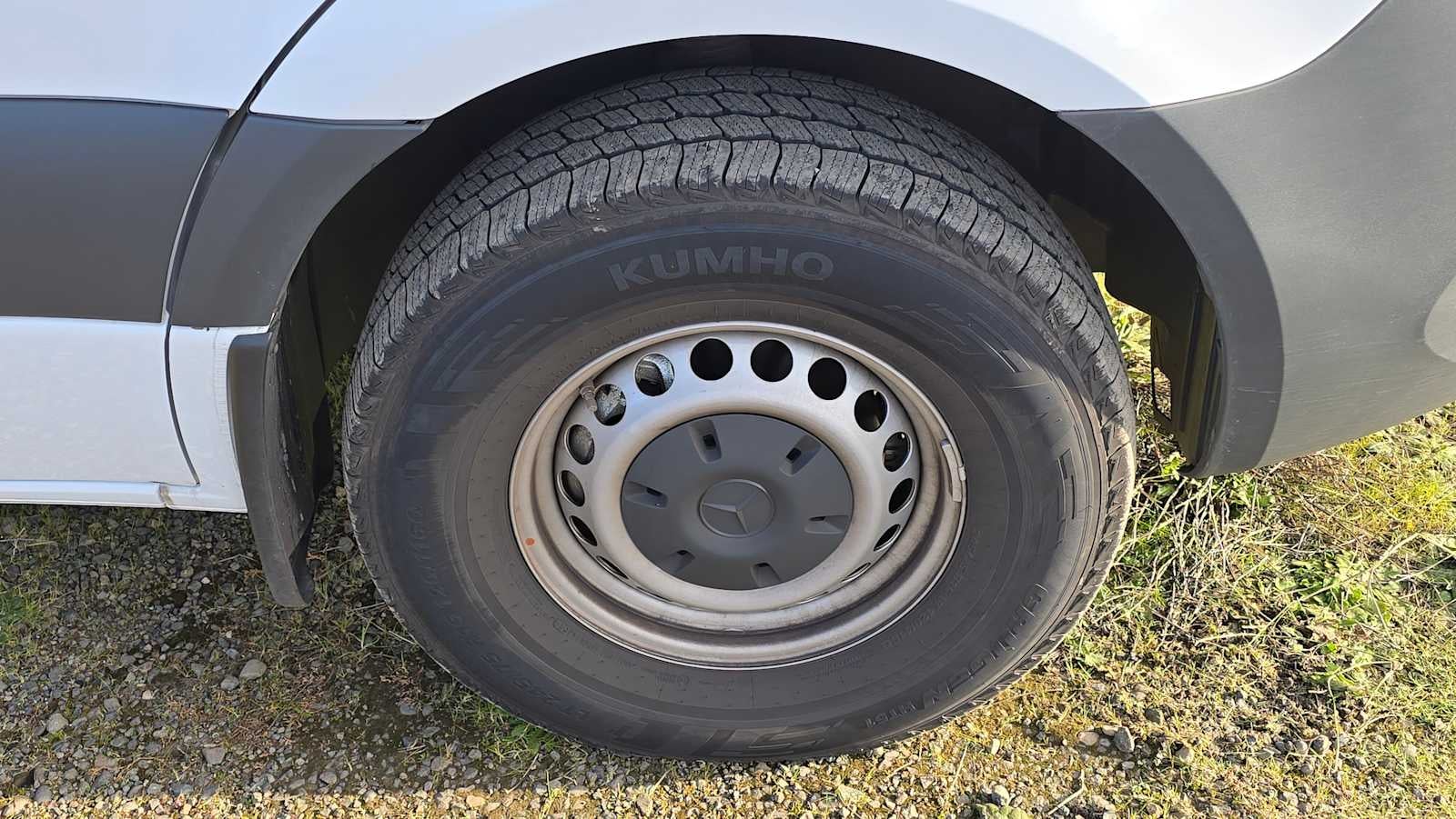 2025 Mercedes-Benz Sprinter 2500 Standard Roof I4 Diesel 144" RWD