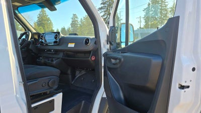 2025 Mercedes-Benz Sprinter 2500 Standard Roof I4 Diesel 144" RWD