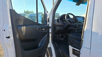2025 Mercedes-Benz Sprinter 2500 Standard Roof I4 Diesel 144" RWD